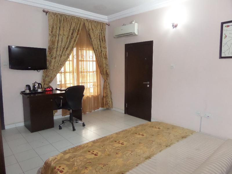 Sheer Luxury Apartments And Suites Абуджа Экстерьер фото